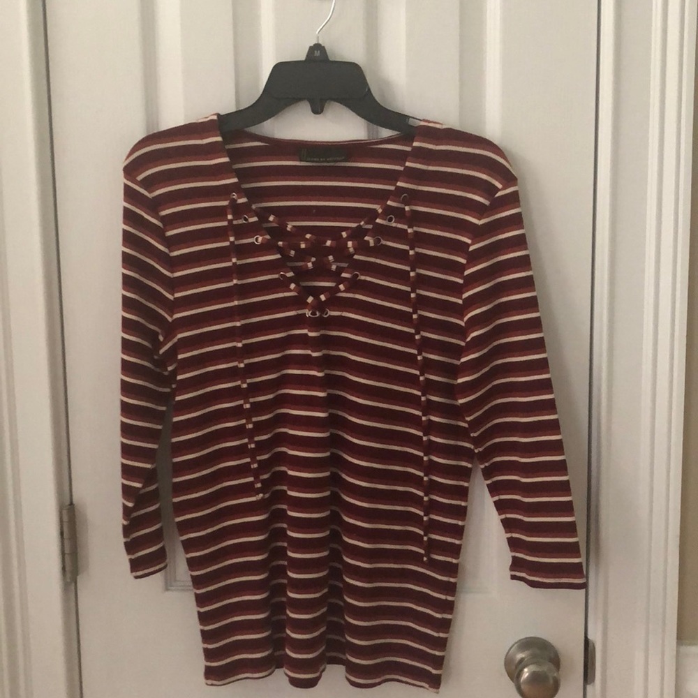 Jeans by Buffalo lace up striped top